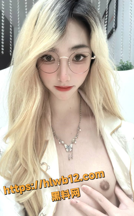 QQ20251202112246