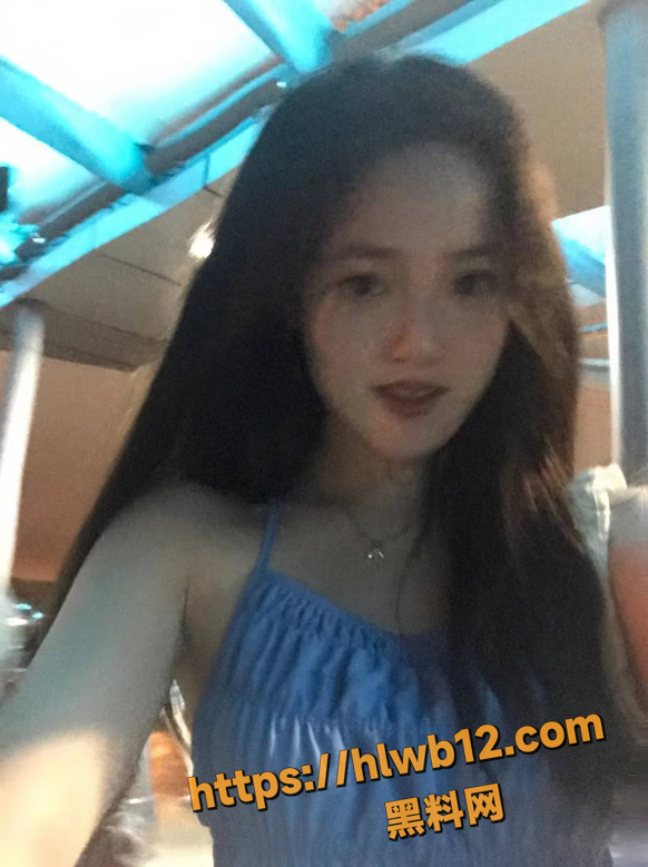 QQ20251204125621
