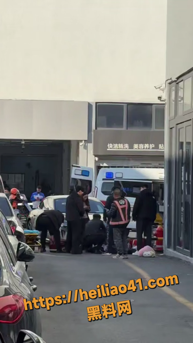 QQ20251216134223