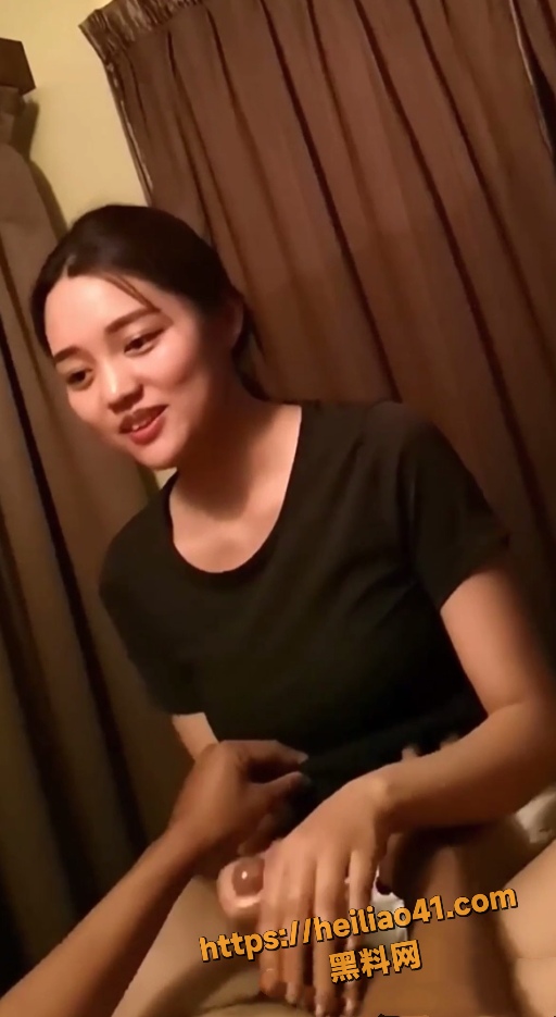 QQ20251217192439