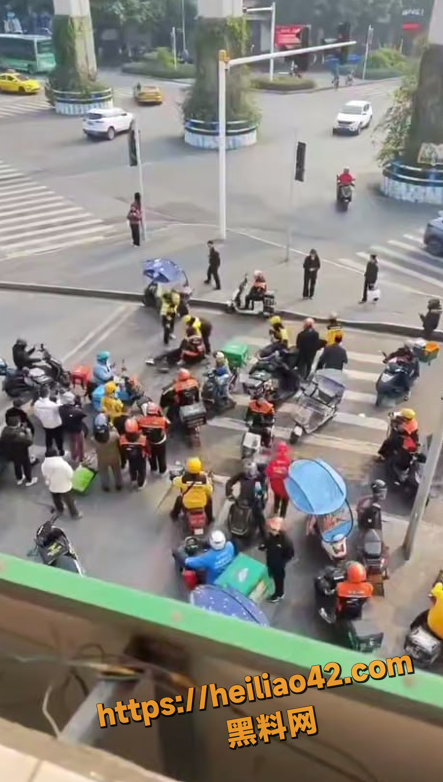 QQ20251220144257