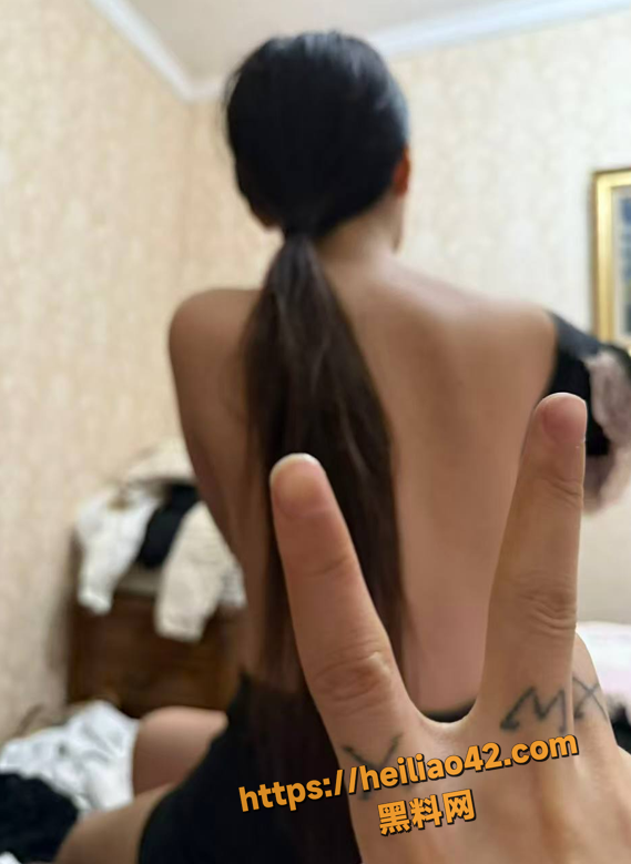 QQ20251222190356