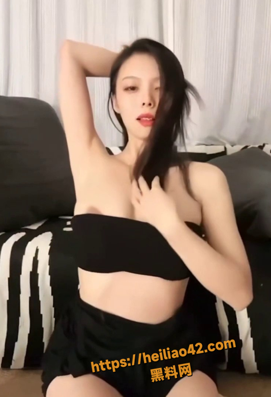 QQ20251222225121
