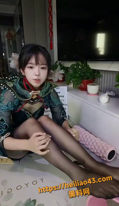 QQ20251224123543