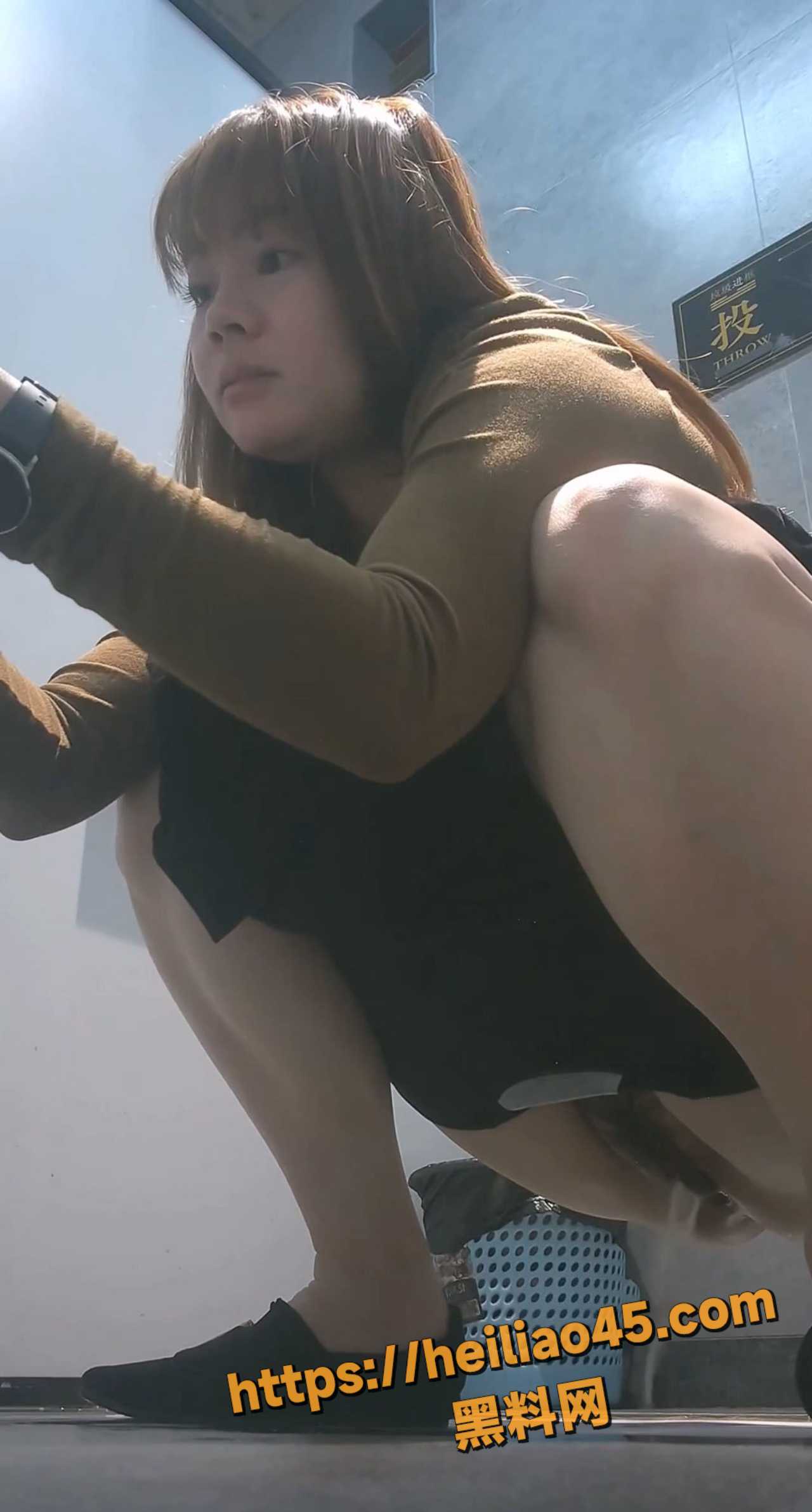 1 8