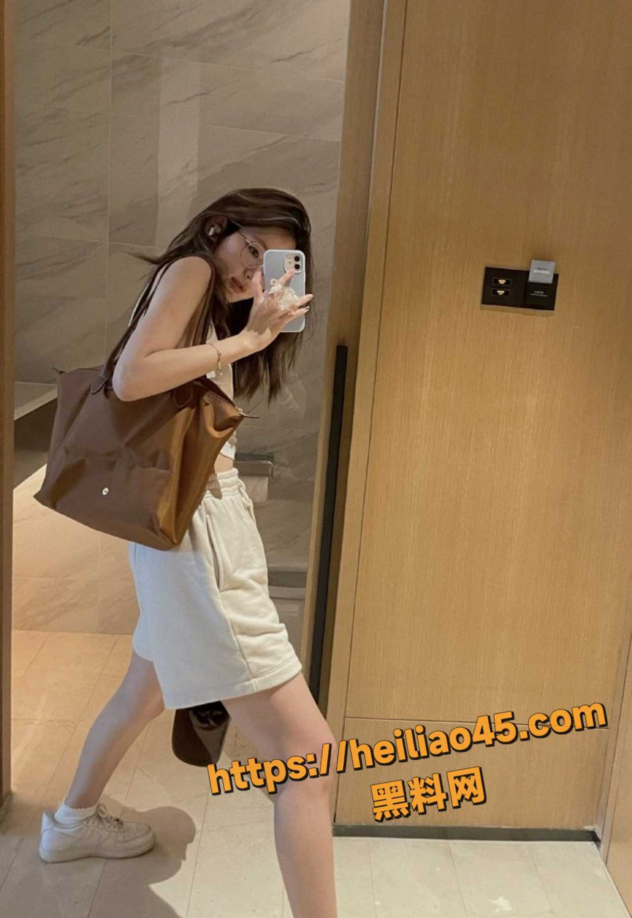社交平台故事 3