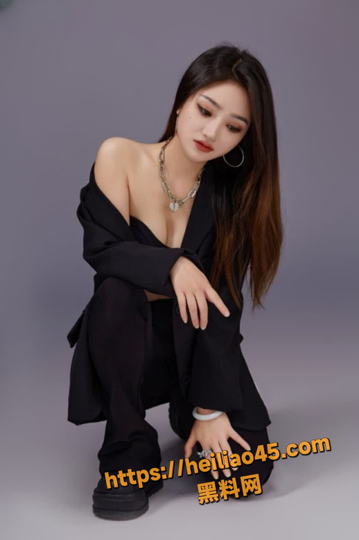 徐艺菲口交视频1