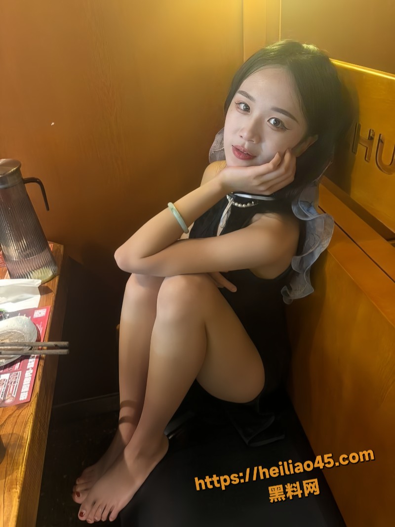 四川少妇女主播李悠2