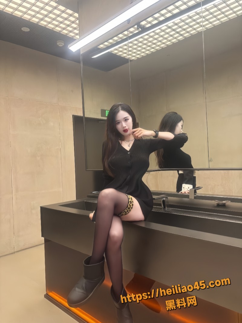 四川少妇女主播李悠3
