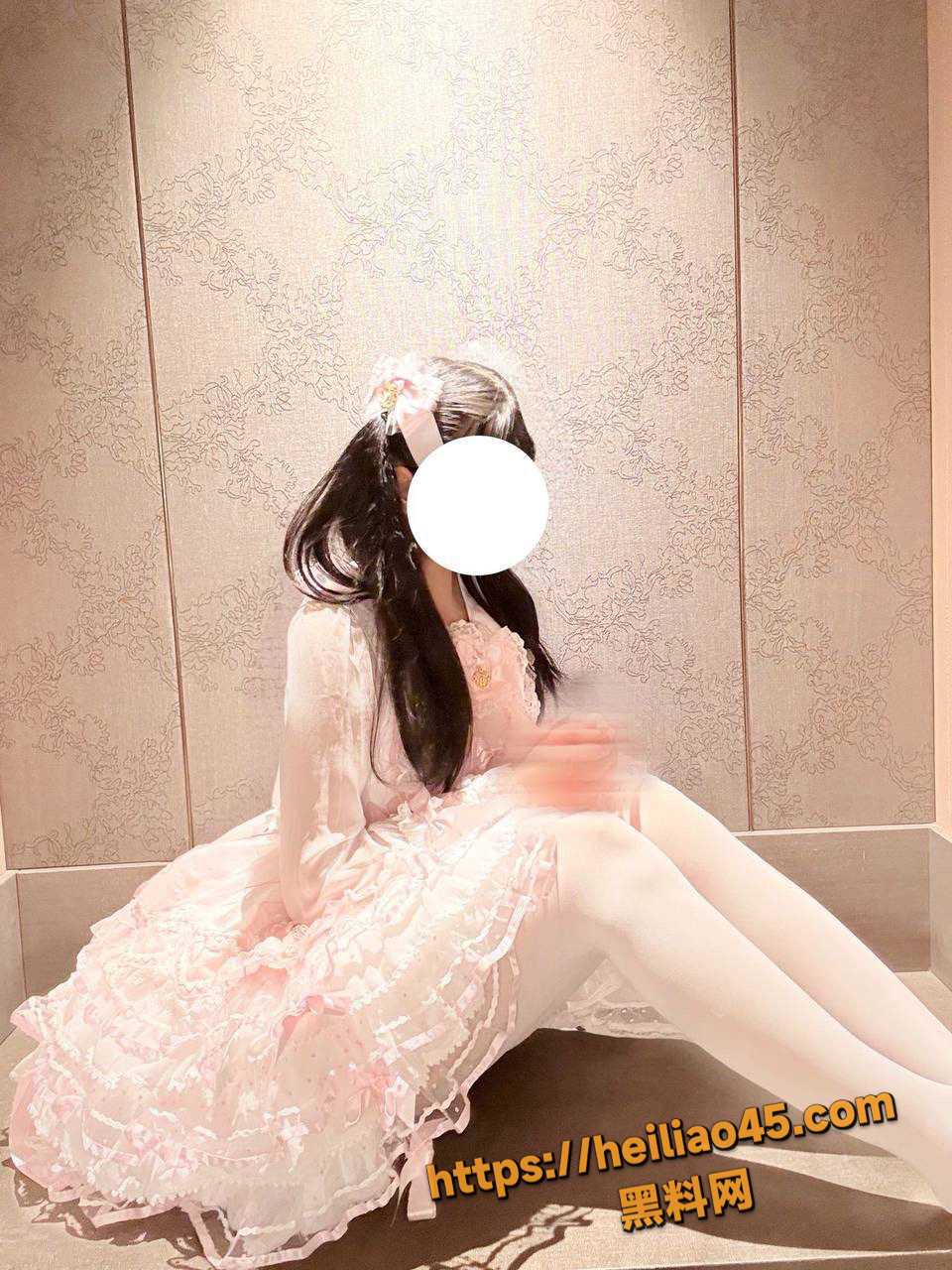 一只濑奈奈白虎自慰福利15