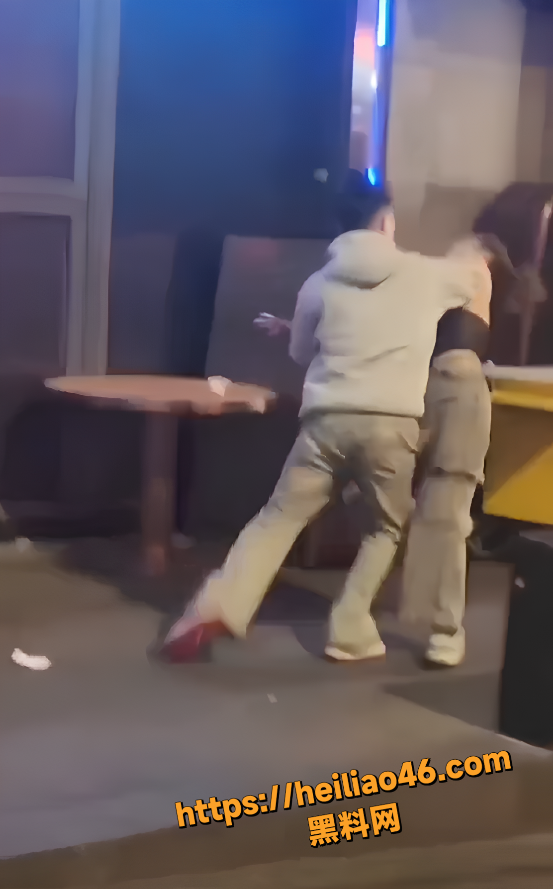 香港街头打架现场视频2