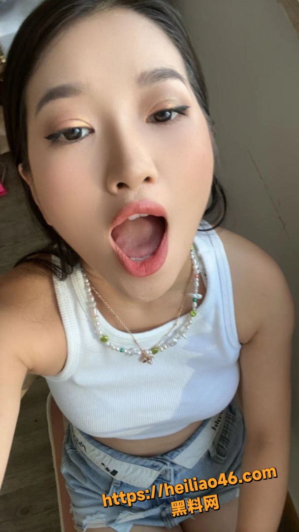 厦门极品少妇不雅视频3