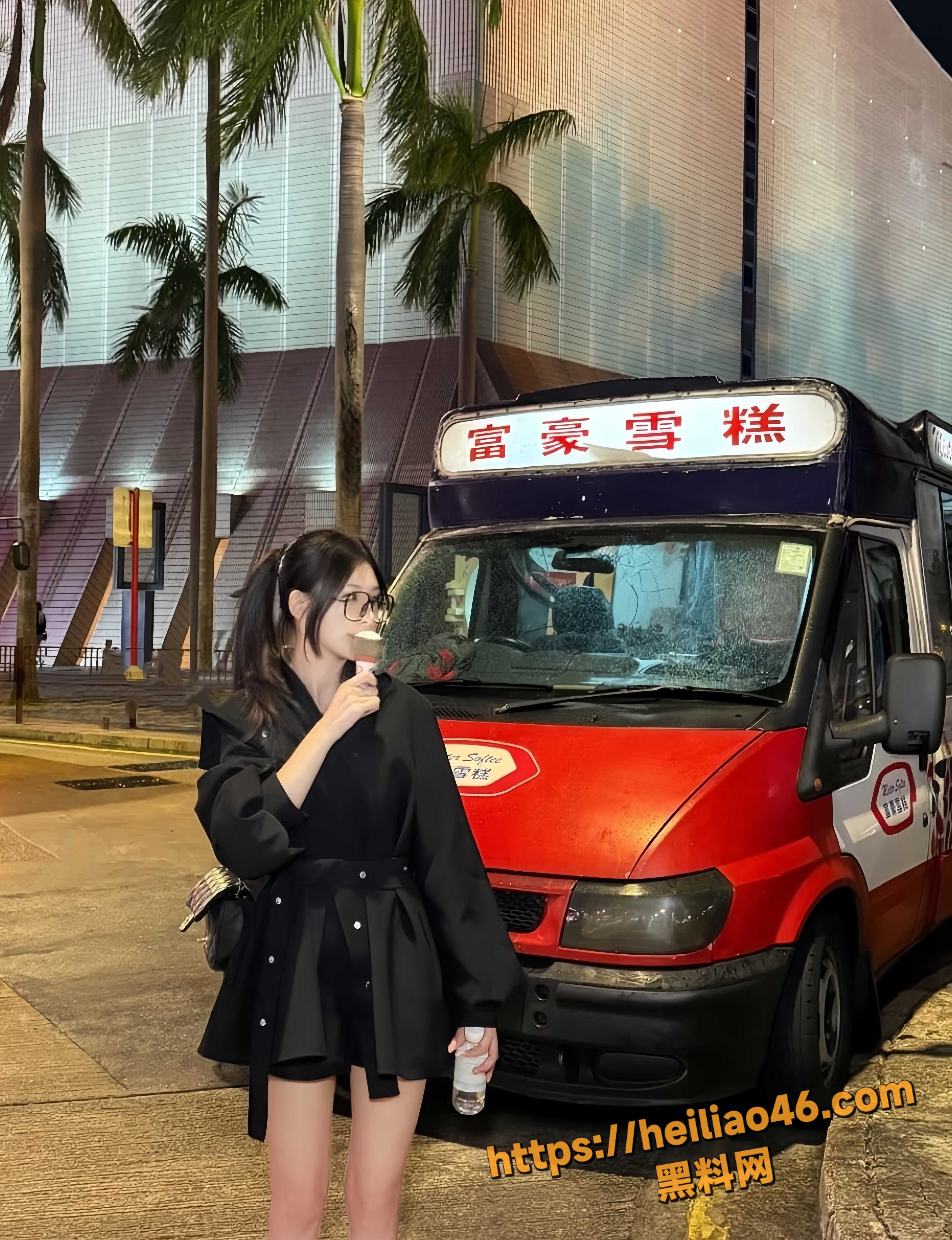 INS网红李凌菲早期黑料5