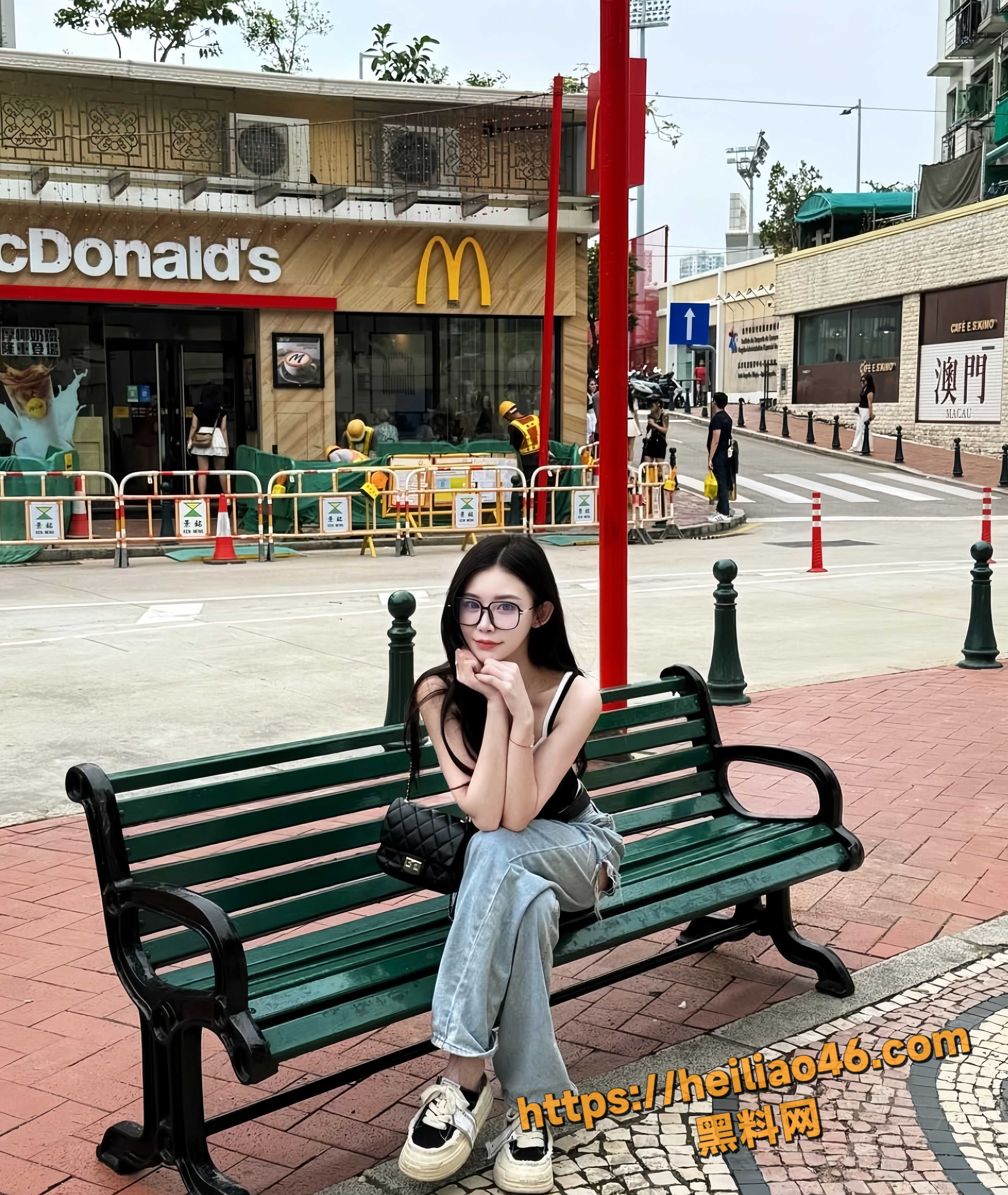 李凌菲0