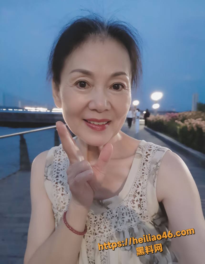 67岁寡妇熟女2