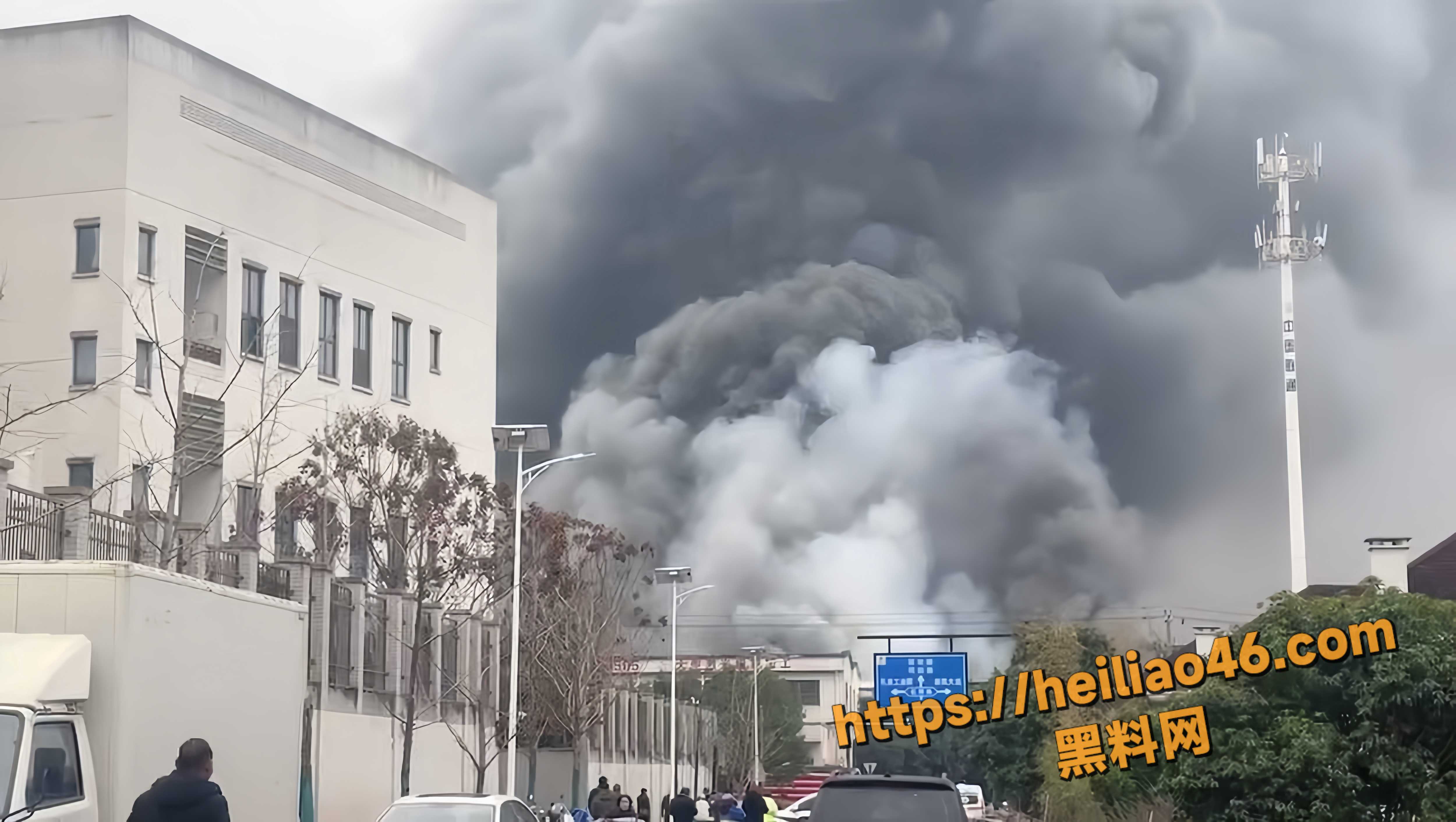 上礼泉突发火灾1
