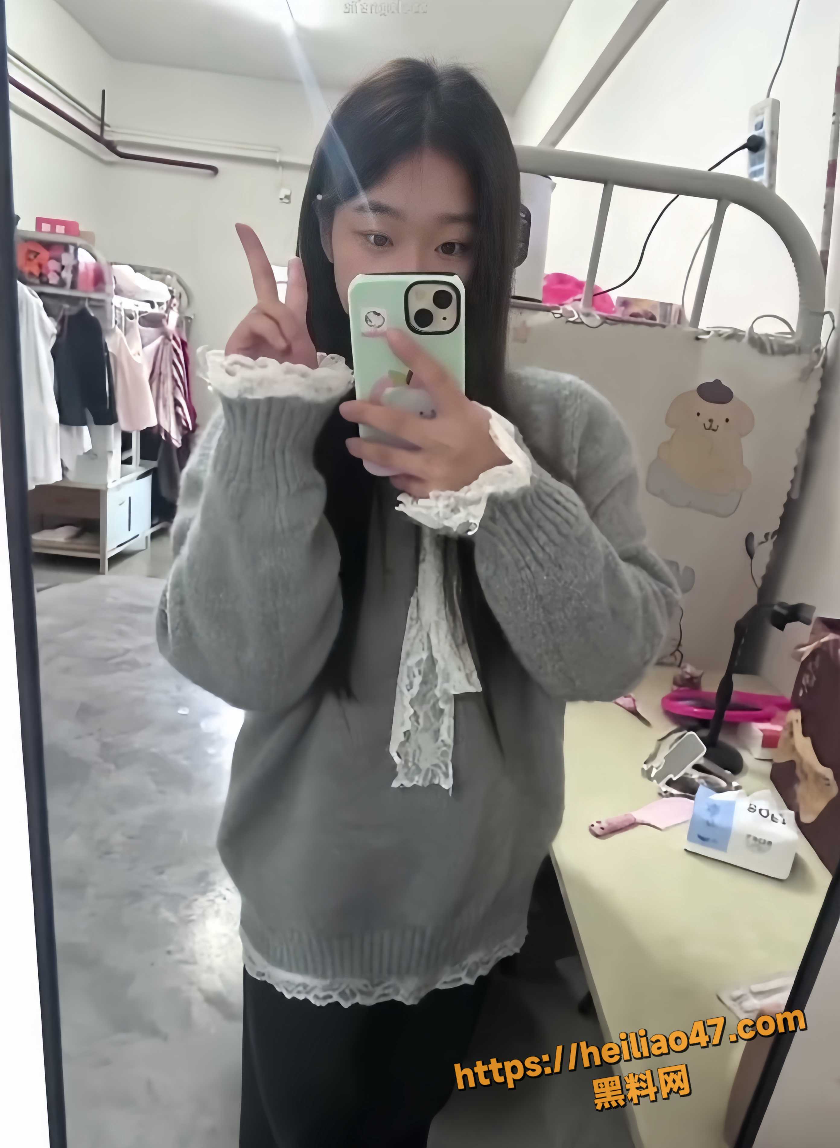 思睿揉奶视频1