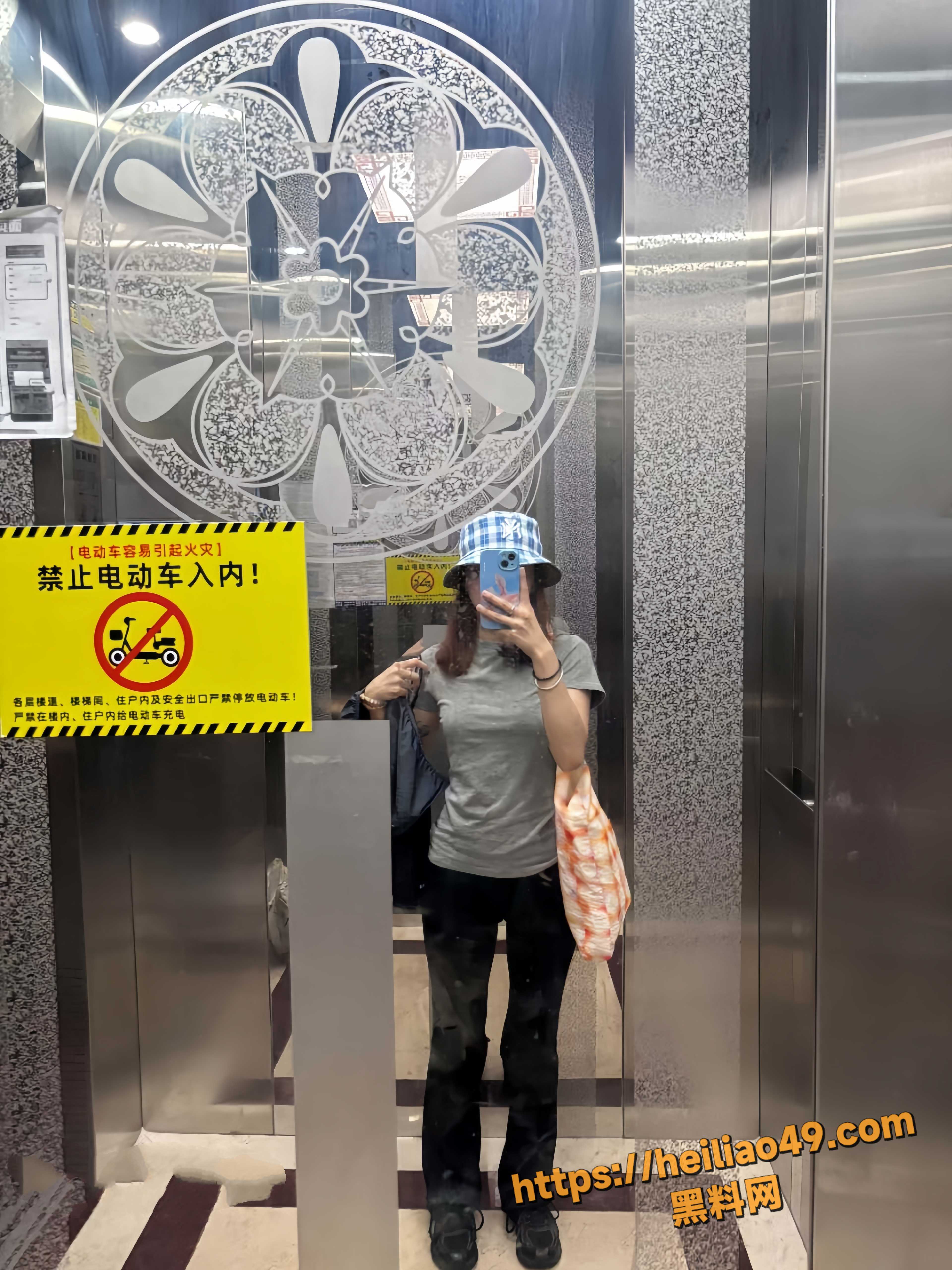 高颜值美女不雅视频3