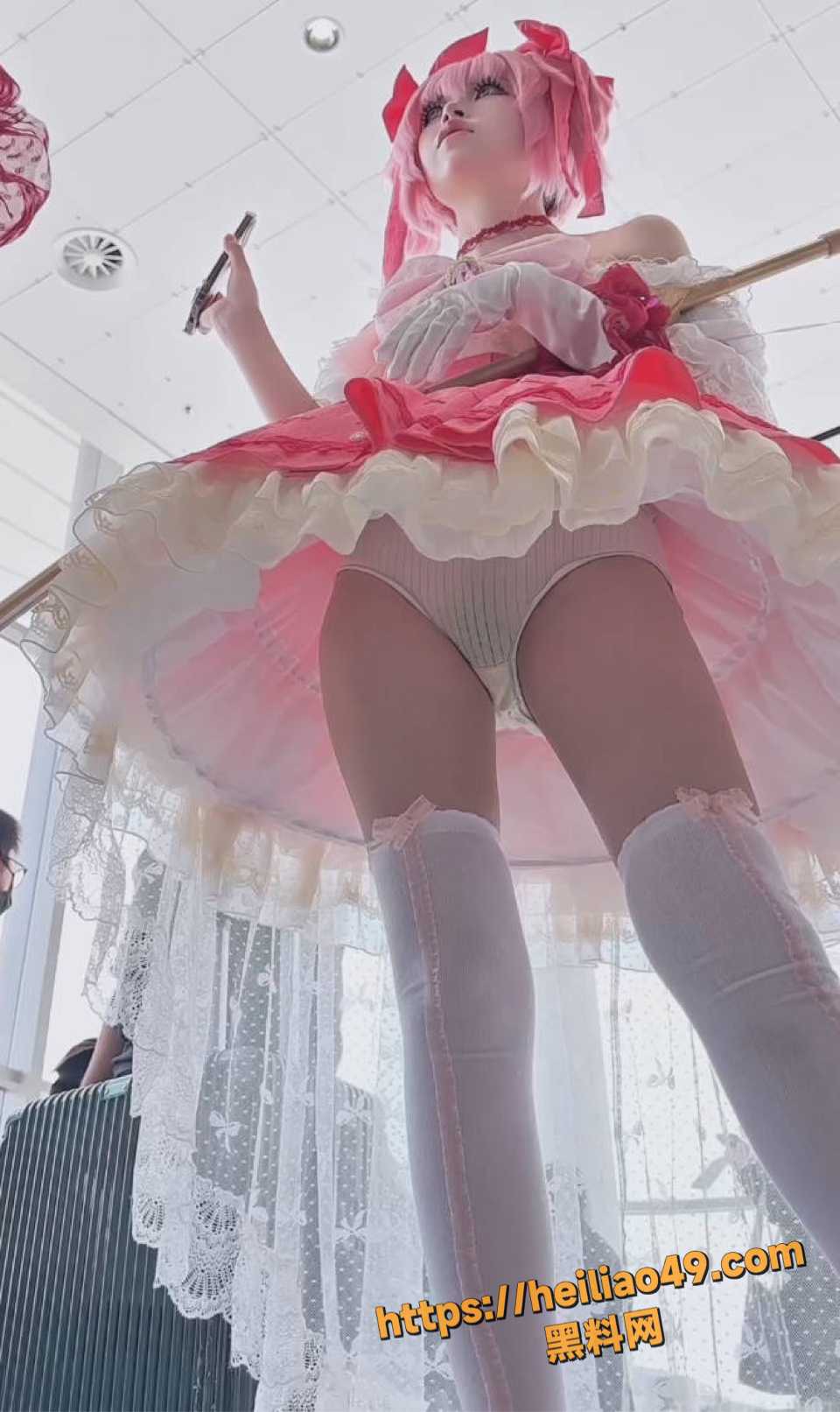 漫展变态裙底合集5