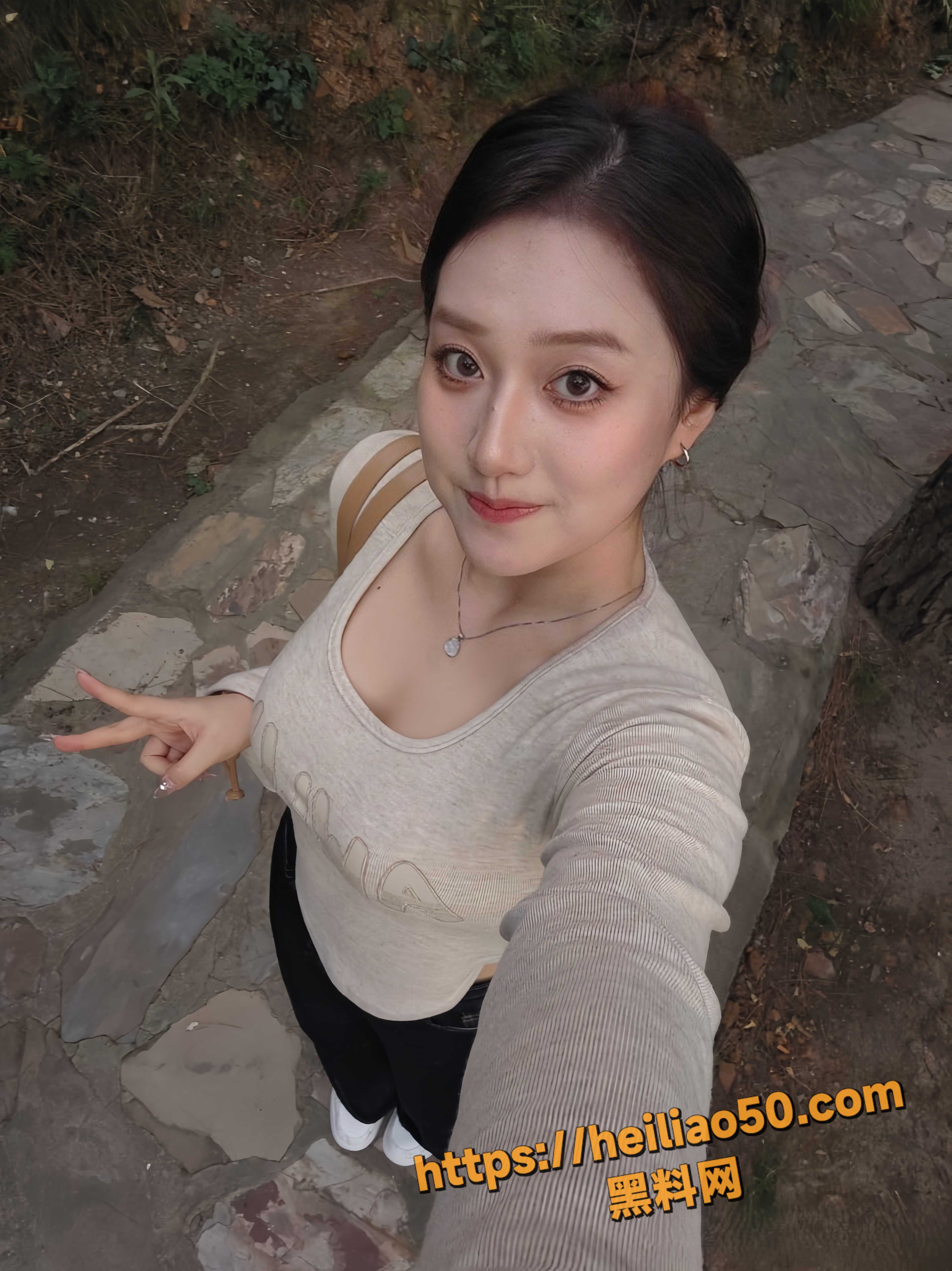美乳翘臀5