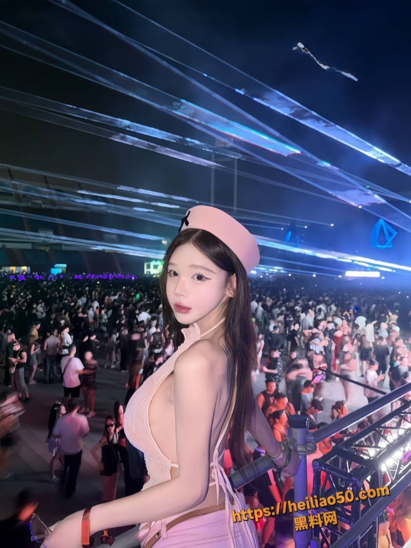sibyl是女巫 裸聊自慰3