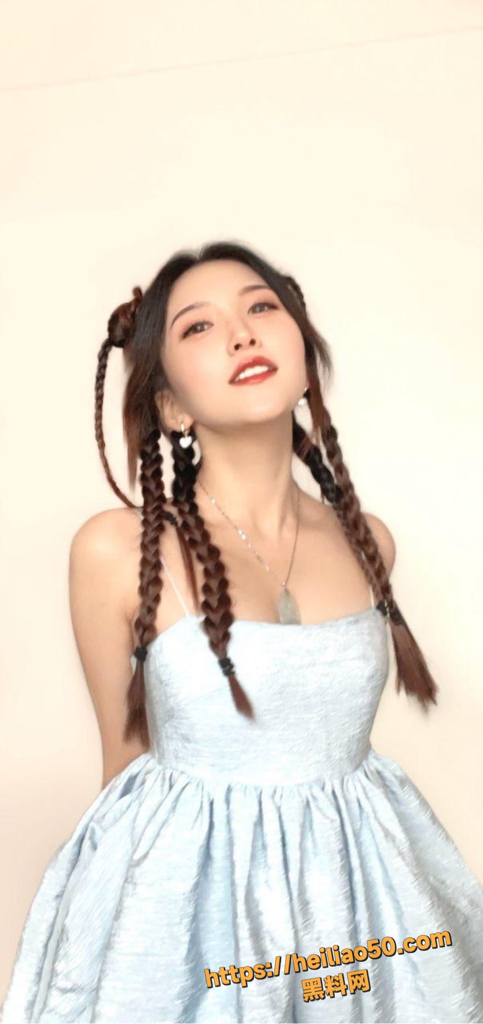 魔怔人对付子逸照片自慰视频1