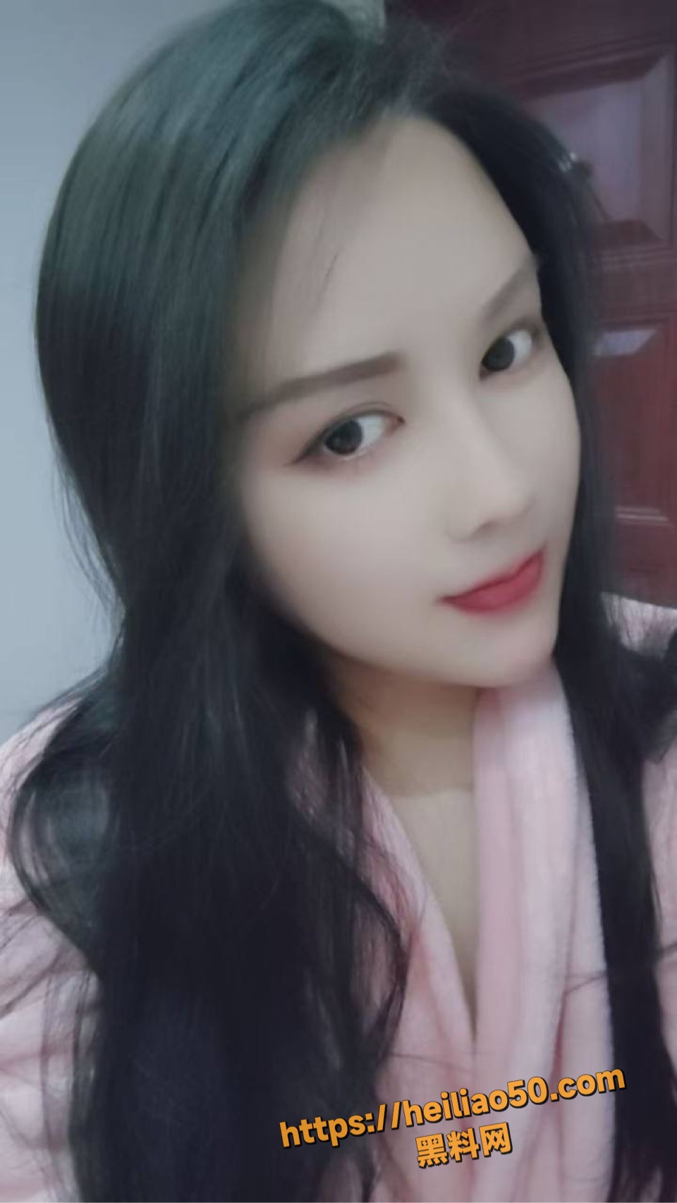 丰满少妇与情人性爱视频流出1