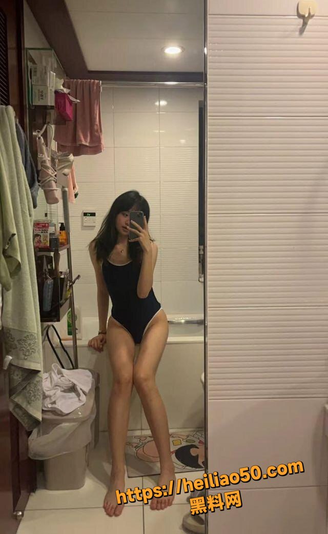 美乳翘臀5