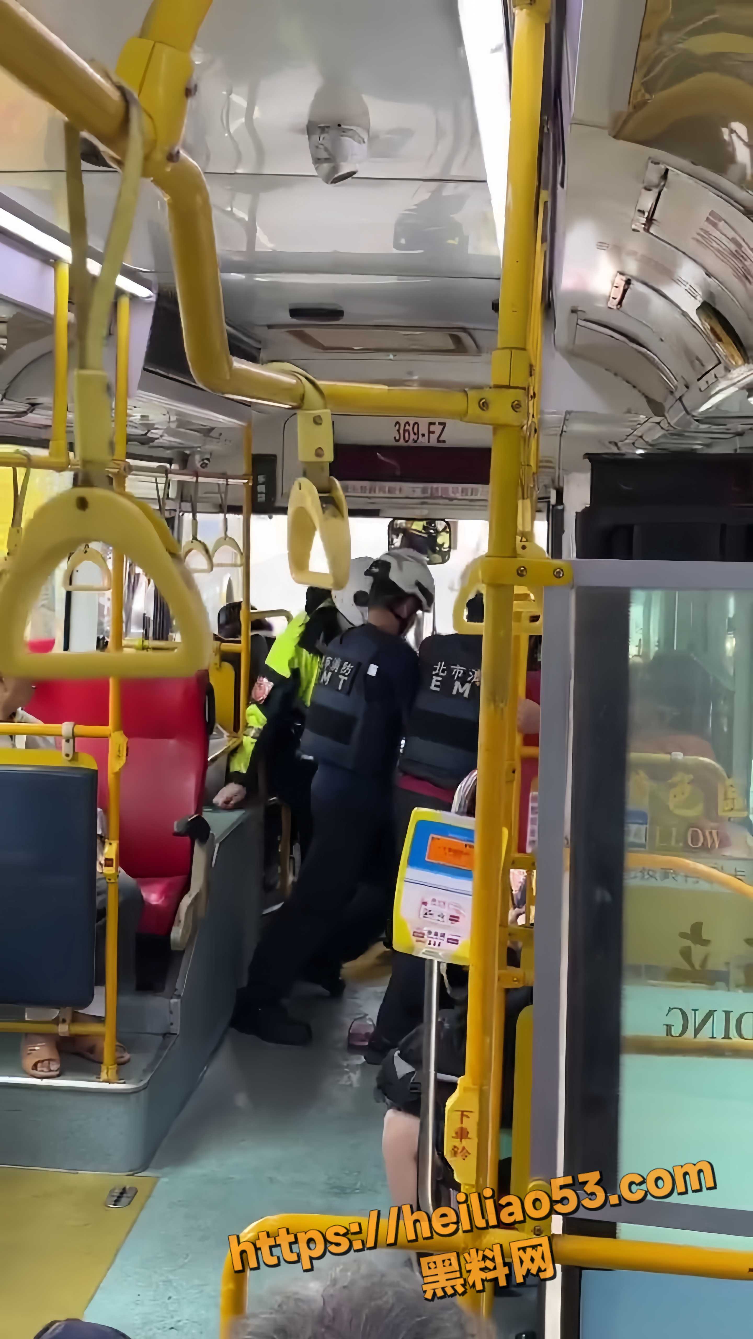 公交车持刀事件3