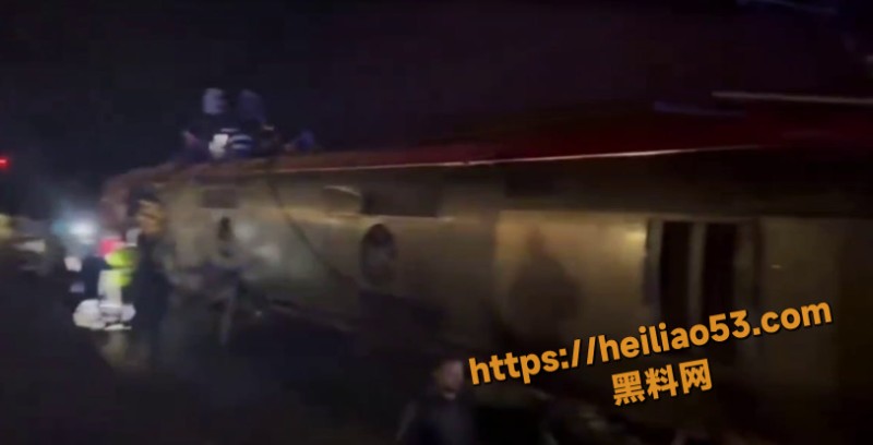 两列高铁碰撞