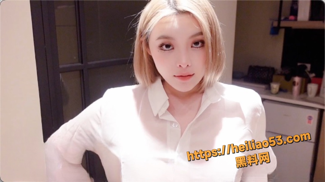 台湾网黄Kitty性爱视频1