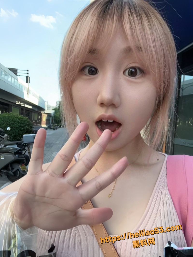 小情侣不雅视频