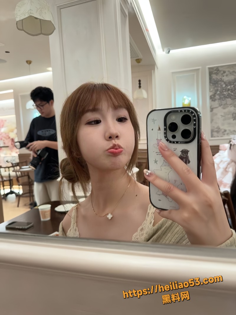 小情侣性爱视频 3