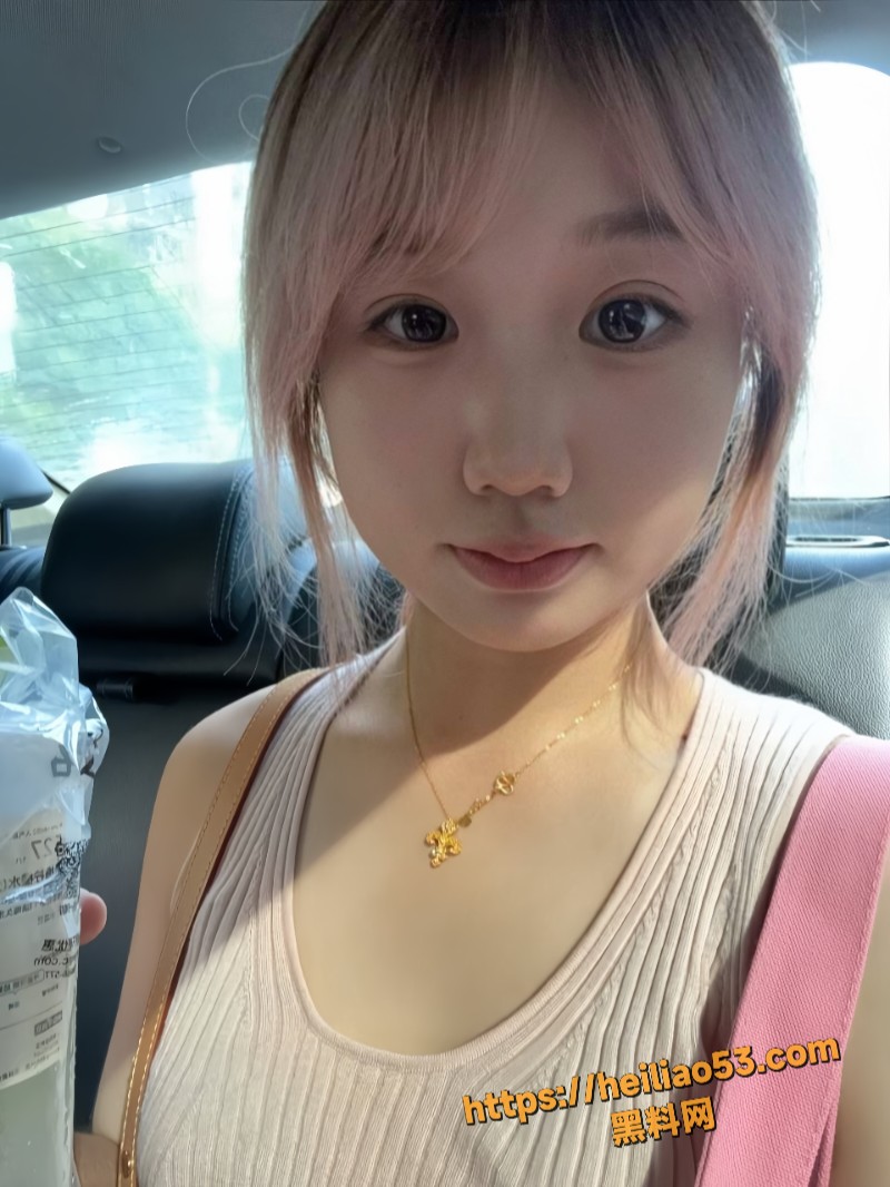 小情侣性爱视频 7