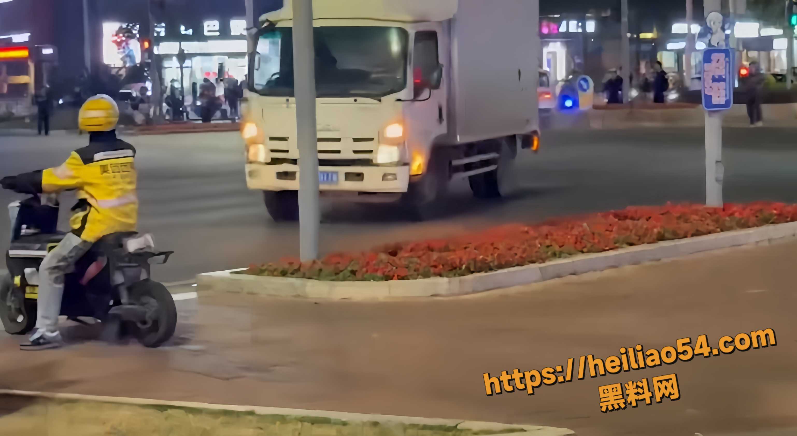 警方破窗逮捕司机2