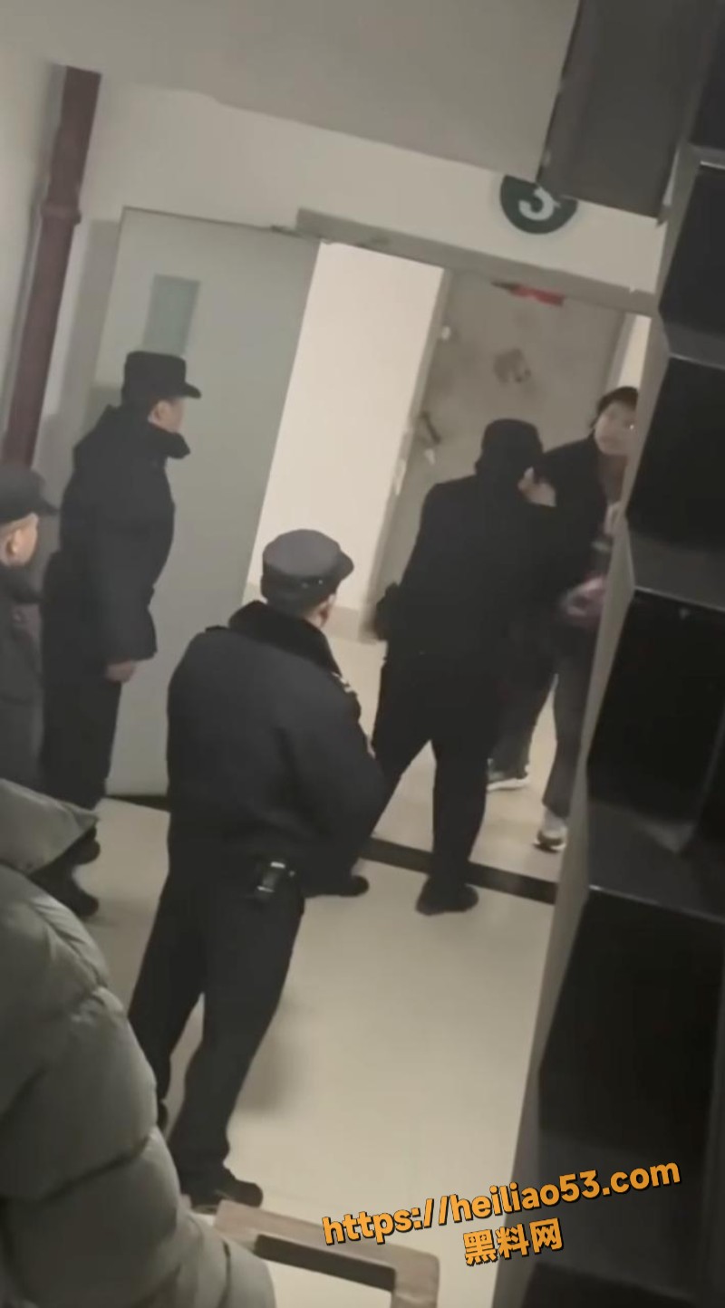 码字宅男入戏太深