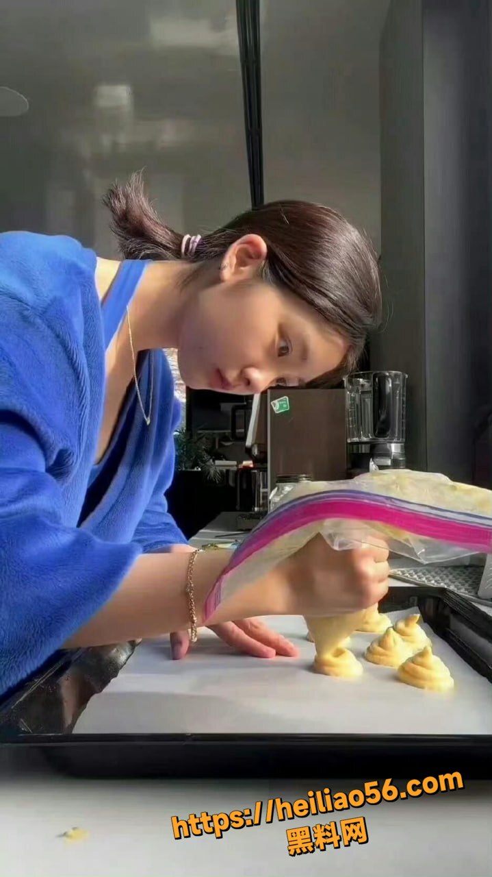 黄多多留学后惊人反差16