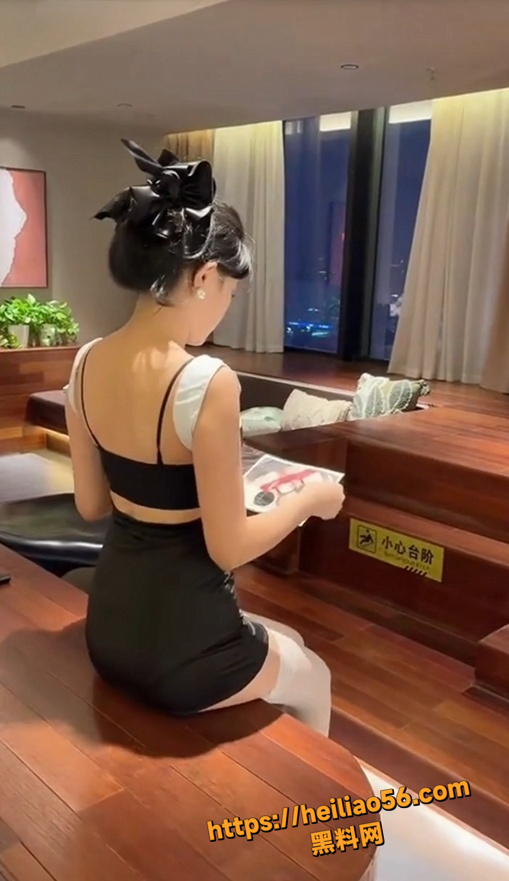 抖音网红辰妈吖私拍福利3