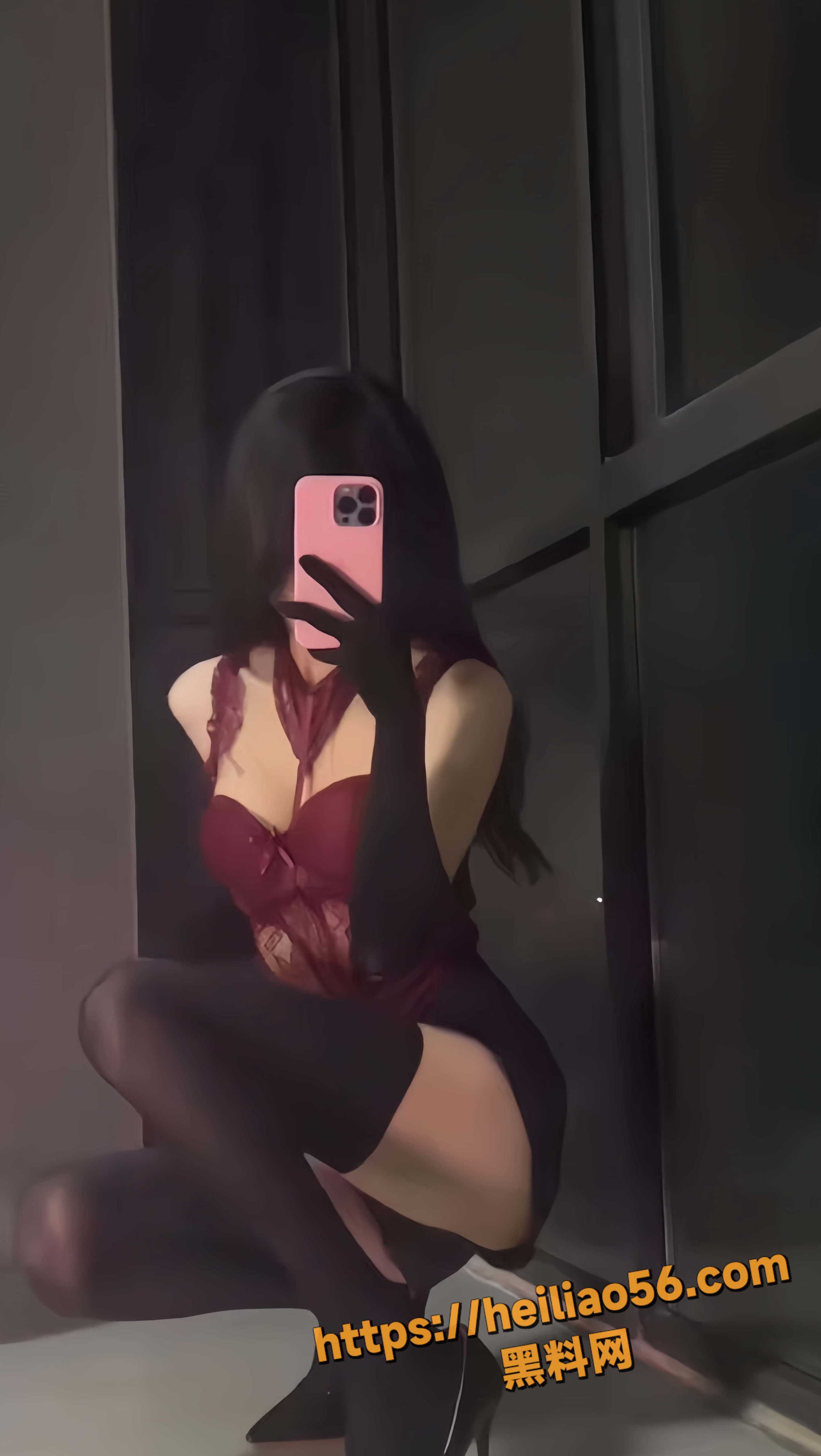 畅子灵半夜约炮网友1