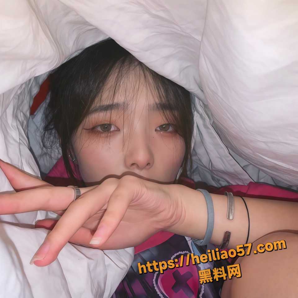湖北大学生19