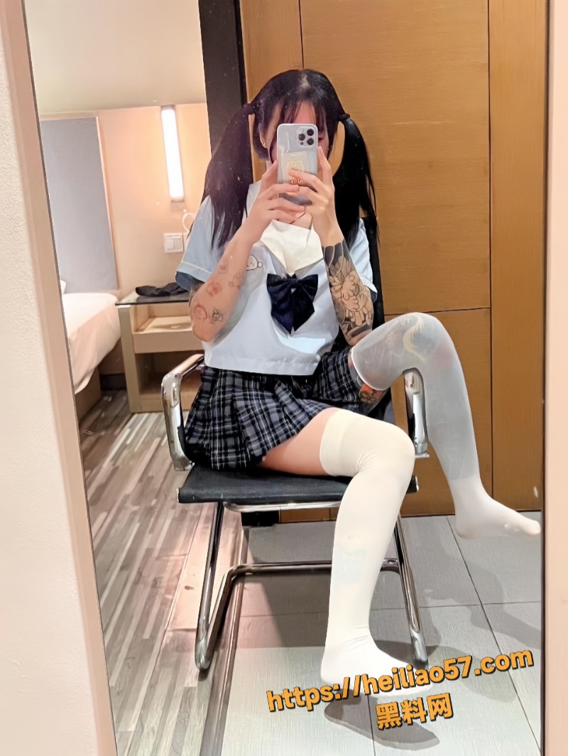 小嫣不吃葱吃瓜黑料3