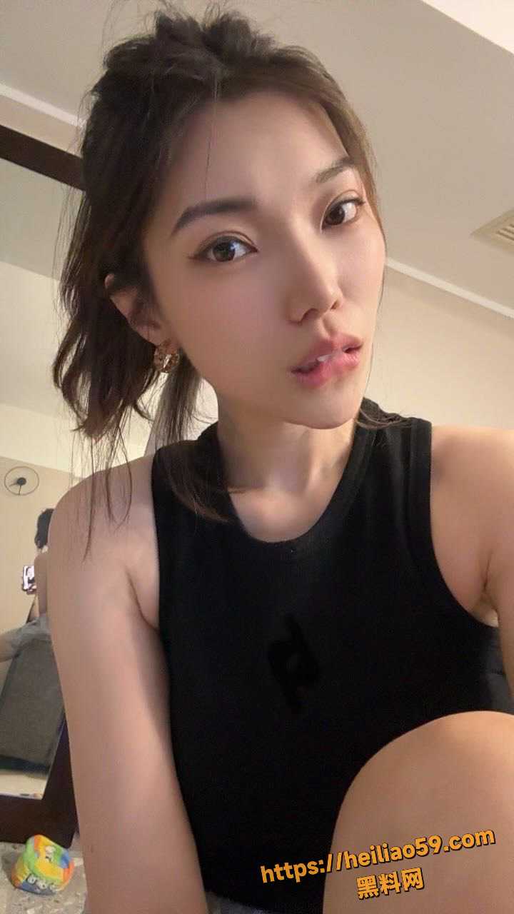 长春老板娘何莹性爱视频