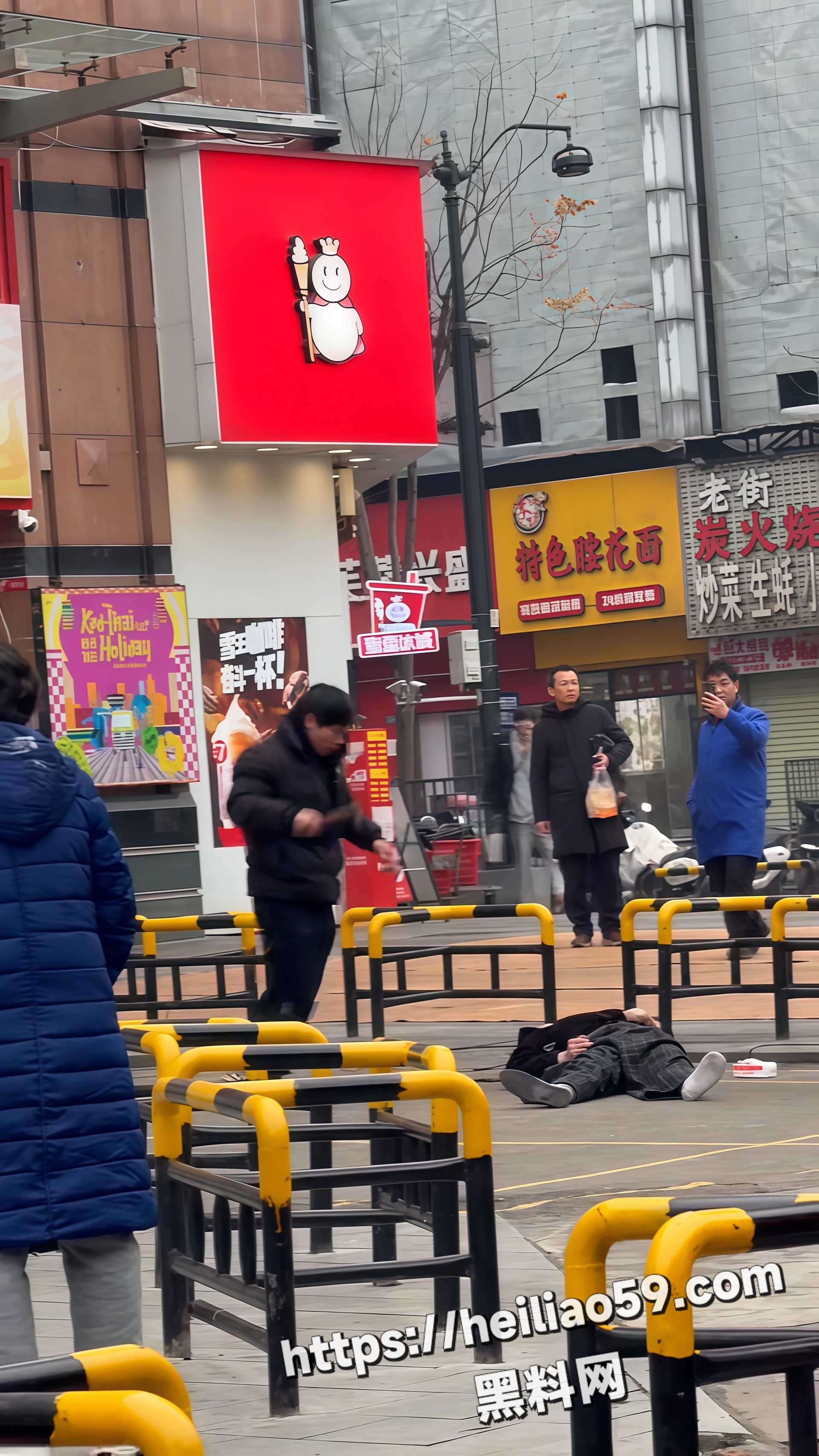 江汉路血腥现场 2