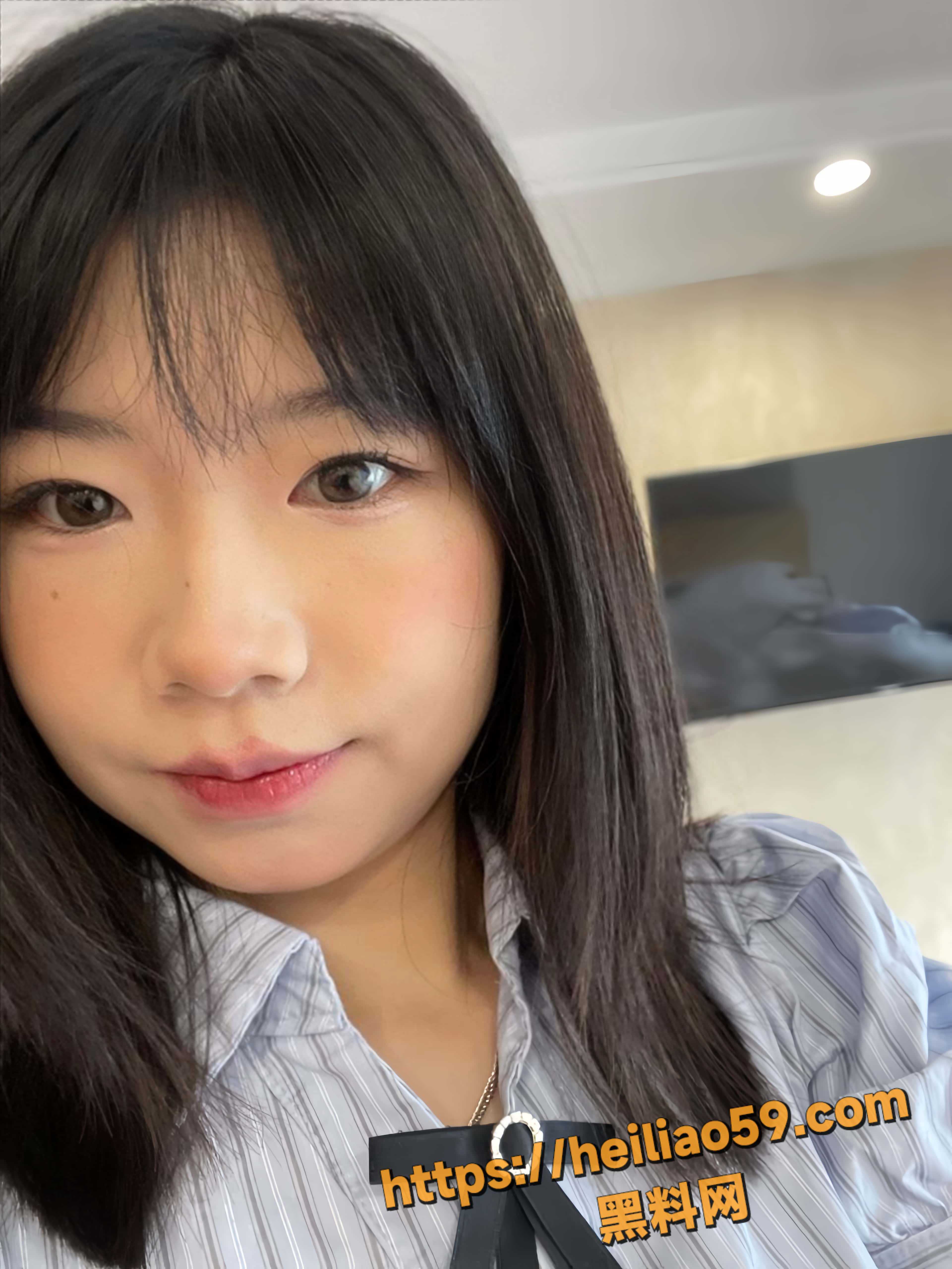 美乳翘臀4