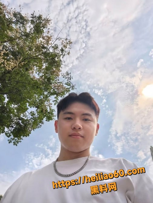 厂二代严文斌奢靡生活曝光1