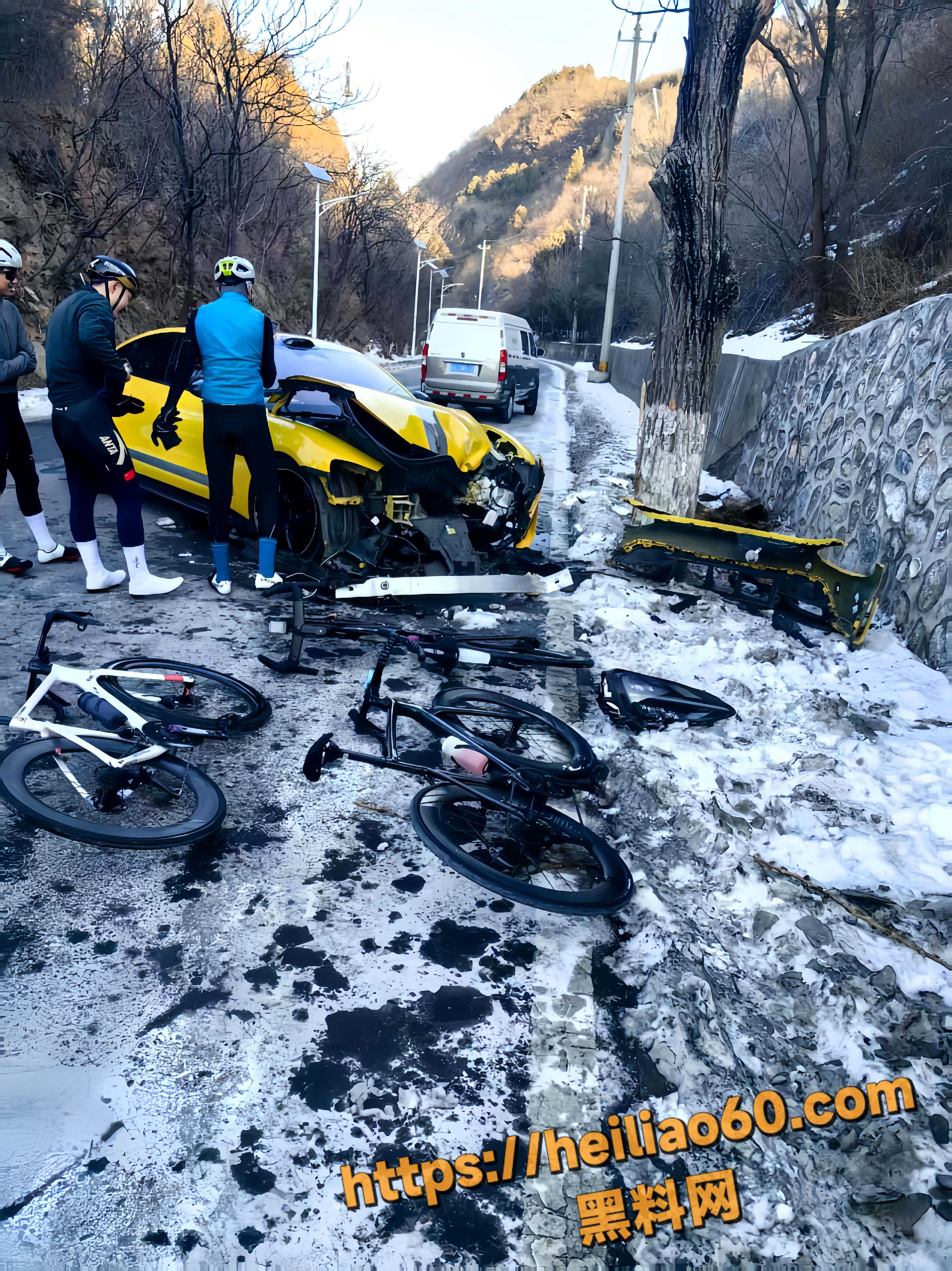戒台寺小米SU7漂移翻车3