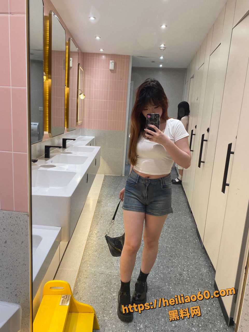 巨乳肥臀