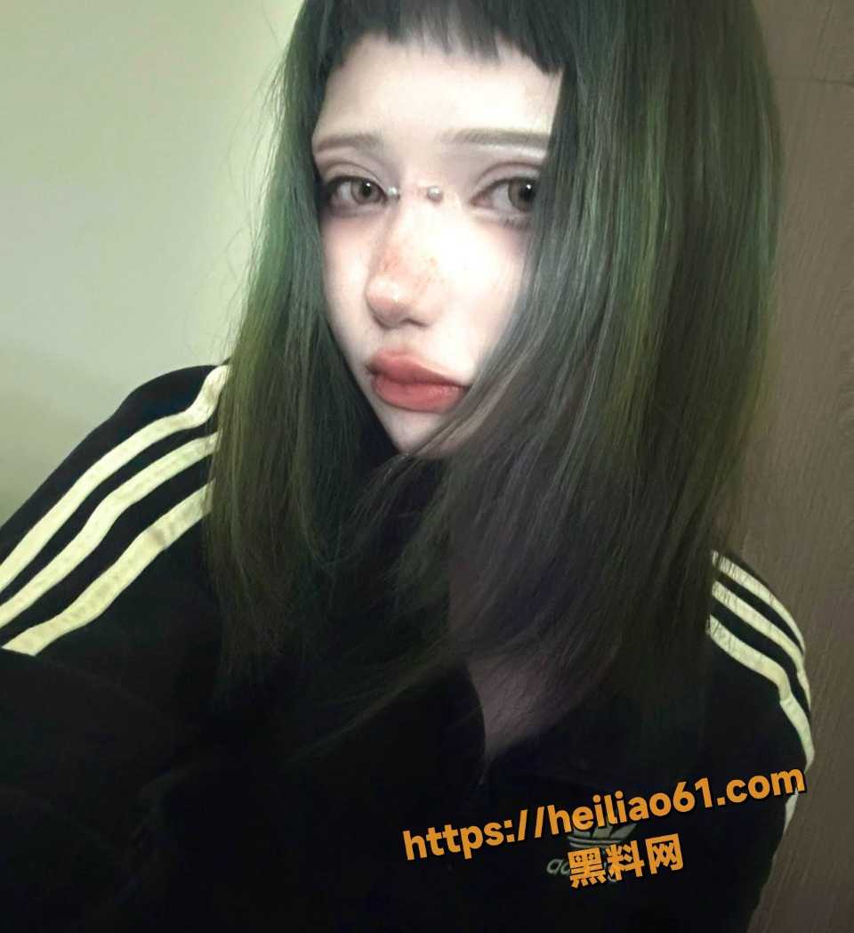  索菲亚喝奶茶事件5