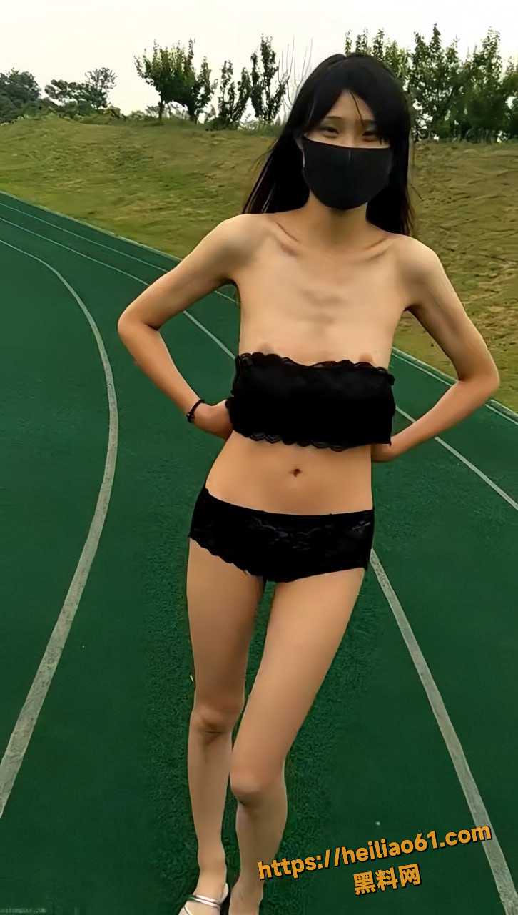 校园操场性爱视频