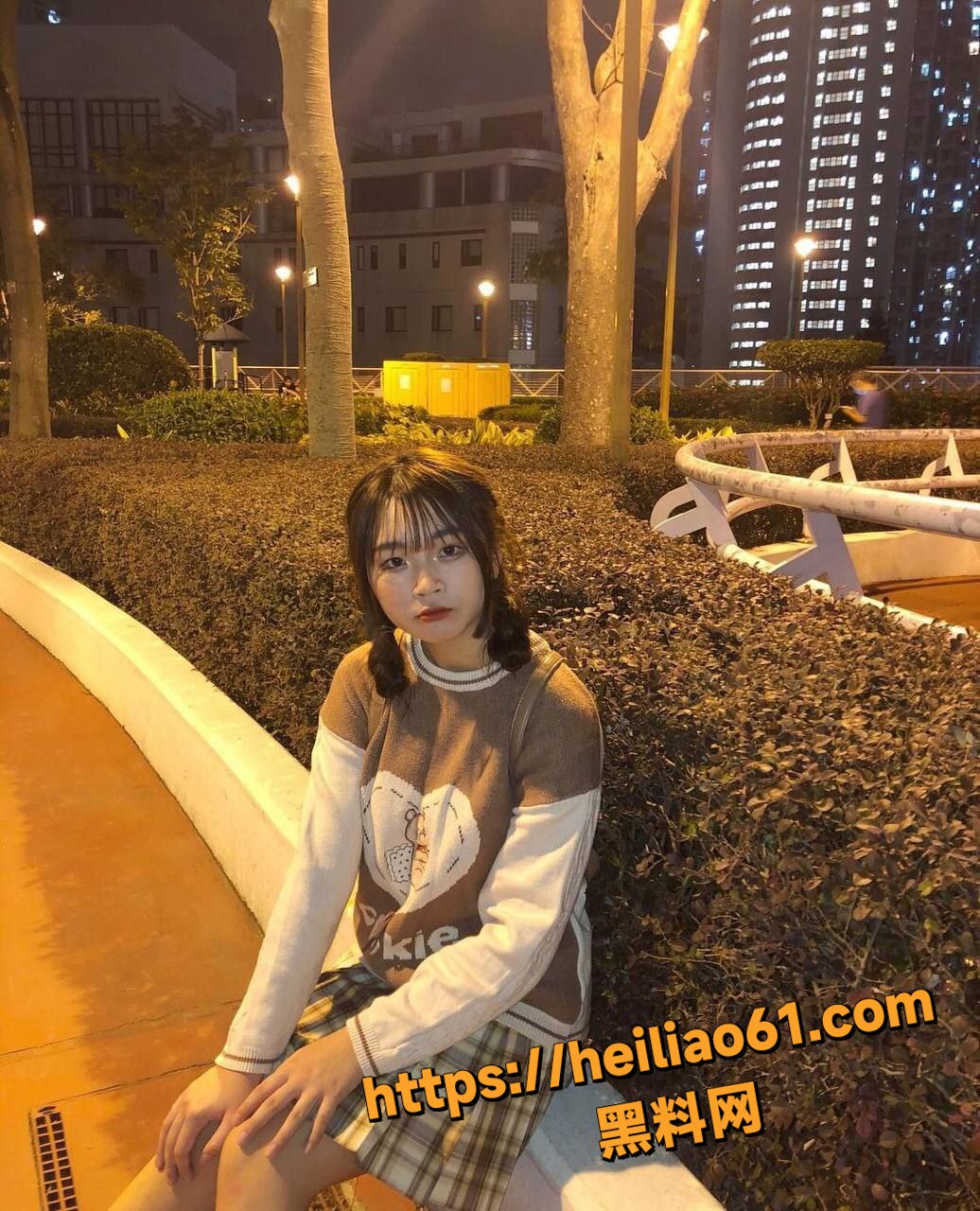 美乳翘臀4